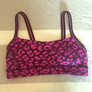 Lululemon sports bra